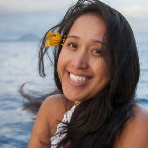 Meet your Posher, Crystal